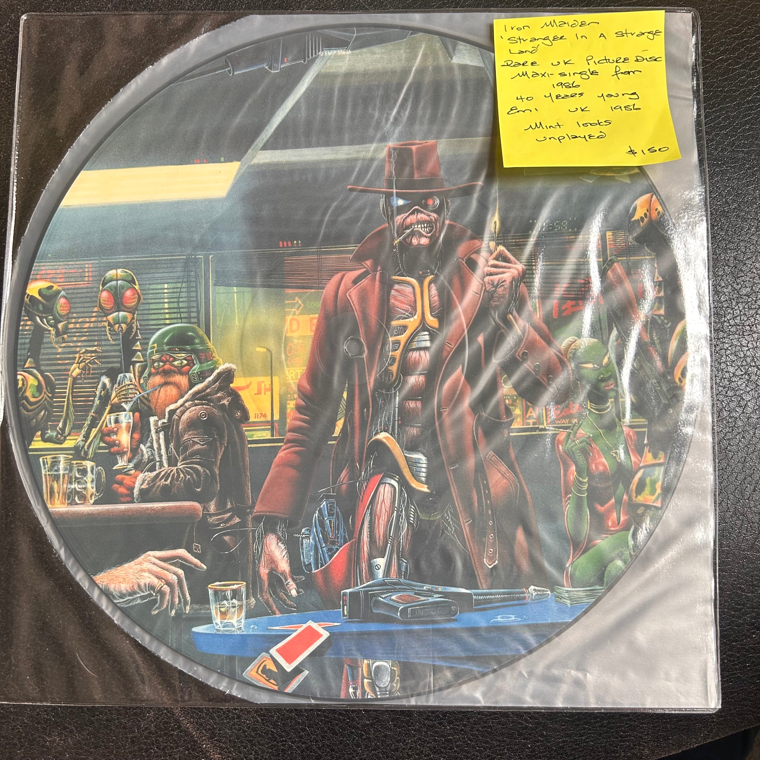 Stranger In a Strange Land, Iron Maiden-Picture Disc – Gravestone